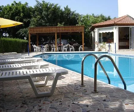 Otel Sofia 3*